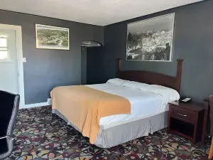 East Court Motel