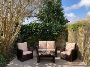 โฮสต์สเตย์ กรีนวิลโลว์