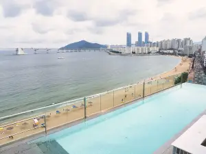 Hotel Aqua Palace