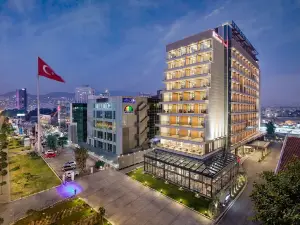 Hilton Garden Inn Izmir Bayrakli