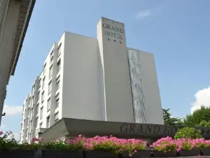 Grand Hotel