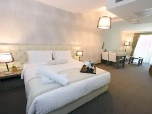 Alexandar Square Boutique Hotel