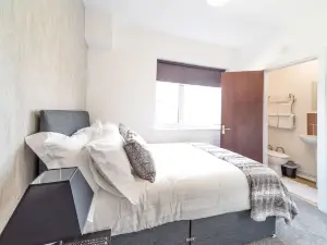 Kirks Korner Motel