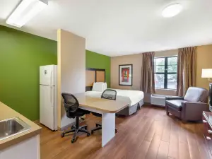 Extended Stay America Suites - Long Island - Bethpage