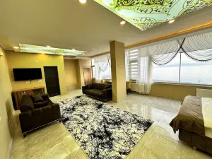 1071 Otel & Restaurant
