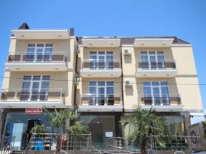 Zolotaya Imperij Hotel