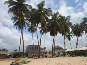 Rundbungalow Auf Lionsrest
