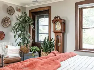 Charming, Modern and Cozy Retreat on the Bike Path