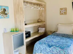 Ten North Tamarindo Beach Hotel