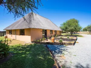Kayova River Lodge