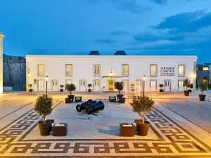 佩斯塔納卡斯凱斯堡藝術區酒店