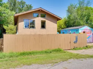 Pet-Friendly Patagonia Apt ~ 12 Mi to Wineries!