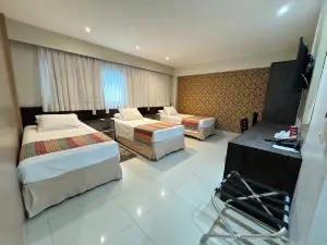 Hotel Girassol Plaza