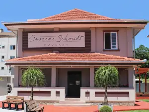 史密特大屋旅館