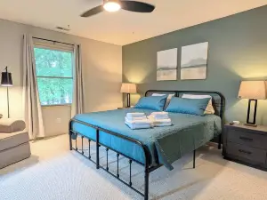 湖日度假屋 - 靠近希爾斯伯勒的湖畔家庭逃逸