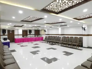 Hotel Shiva Club and Resort
