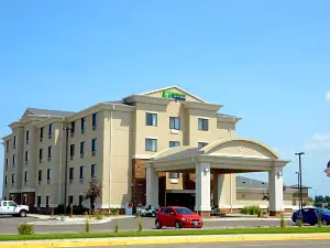 Holiday Inn Express & Suites Sidney