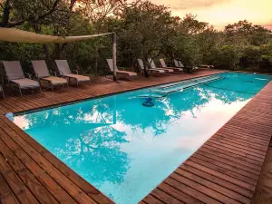 Royal Thonga Safari Lodge