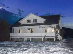 3 Bedroom Nice Home in Lunde