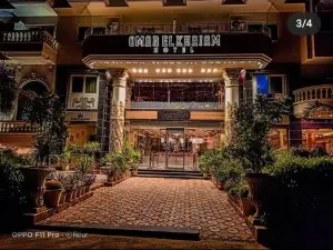 Omar Elkhaiam Hotel