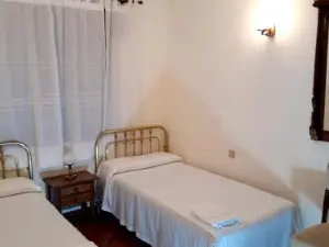 Spacious House with Mountain View in Ivanrey