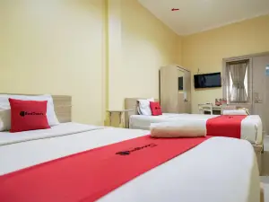 RedDoorz Near Jalan Kolonel Haji Burlian Palembang