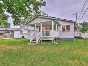 Cozy Family Cottage Near Village of Lexington