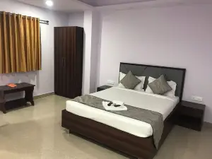 Hotel Stone Park by WB Inn