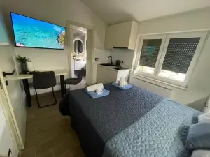 Mirabilis Apartments