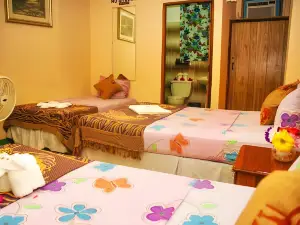 Chaleanor Hotel