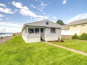 Seven Bays Vacation Rental on Lake Roosevelt!