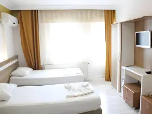 Grand Ece Hotel