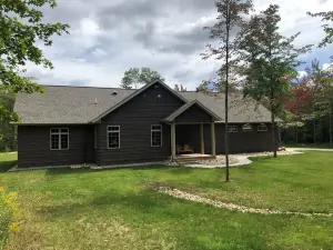 Private lodge on150 acres, centrally located to explore UP