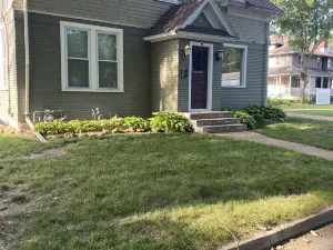 City of Lakes Carriage House