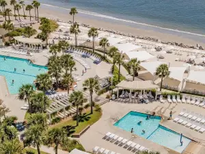 Golf Course Views and Screened Porch - Stunning Island Oasis