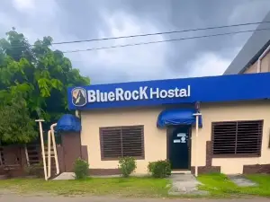 BlueRock Hostal