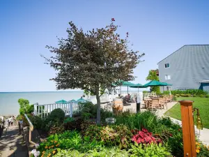 The Lakehouse Inn Geneva