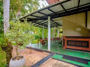 Yala River Face Inn