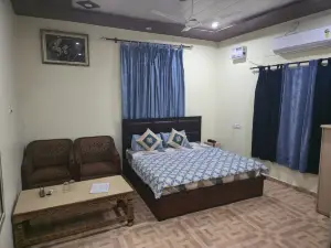 Hotel Kailash Parvat, Chintpurni, HP