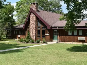 Foggy Mountain Lodge