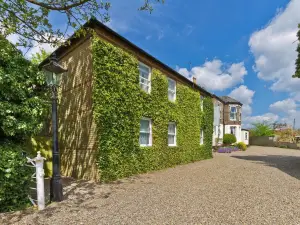 Stuart House Hotel