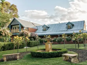 Lawson Lodge