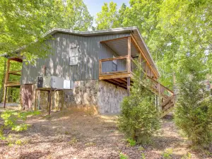 Renovated Cabin w/ Decks, Views, & Fire Pit!