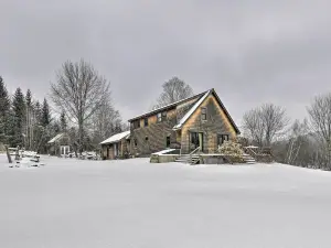 Upscale Montgomery Cabin, Near Jay Peak Resort!