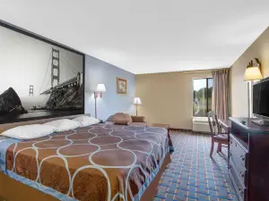 ซุปเปอร์ 8 บายวินด์แฮม บูนวิลล์