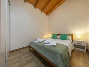 A28 - Castela Street Townhouse in Espiche