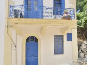 Traditional Sea View House in Nisyros