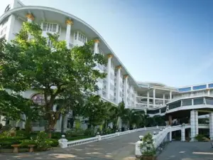 Hermitage Hotel & Resort