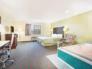 Days Inn by Wyndham Lexington NE