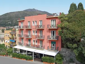 Hotel Carla